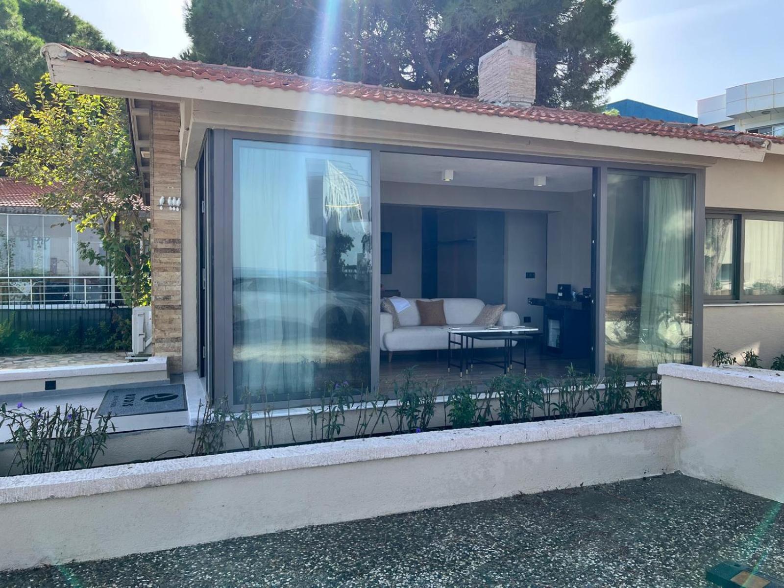 Rudis Hotel Narlidere ภายนอก รูปภาพ
