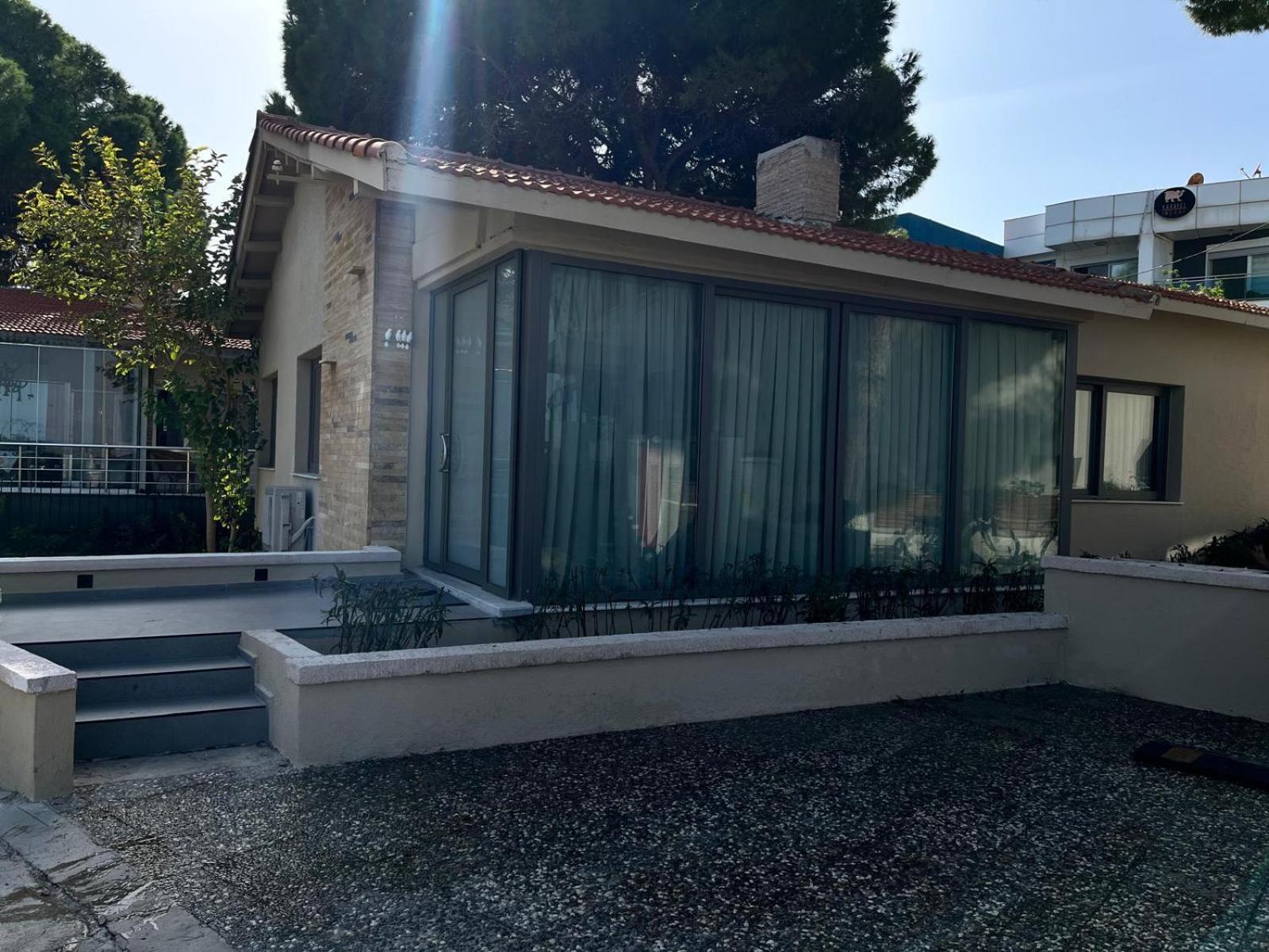 Rudis Hotel Narlidere ภายนอก รูปภาพ